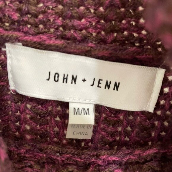 John + Jenn Burgundy Turtleneck Sweater Classic Chunky Chic Cable Knit Soft - Picture 4 of 6